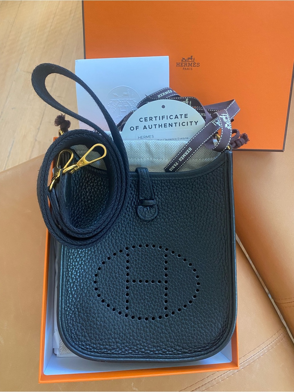 Hermès Evelyne TPM 16 Black Clemence GHW Full Set